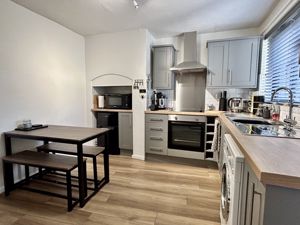 Breakfast Kitchen- click for photo gallery